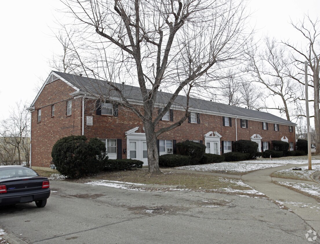 Primary Photo - 1709-1723 Kings Mill Ct