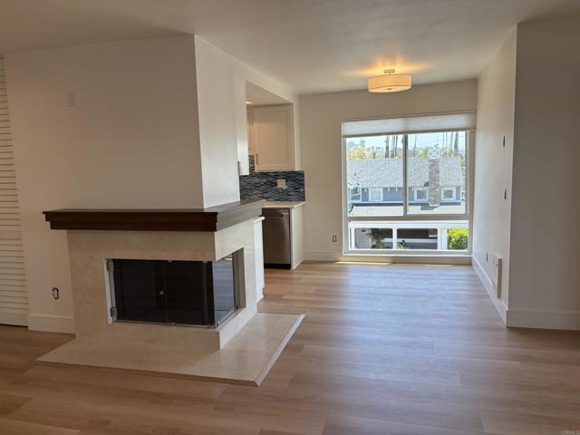 Building Photo - 2711 Camino Del Mar