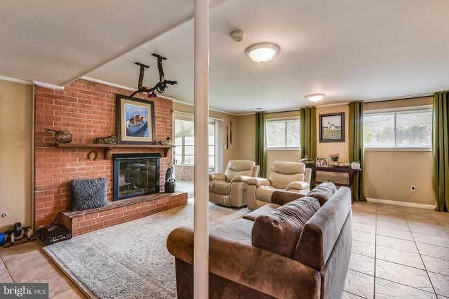 Building Photo - 4525 Braeburn Dr