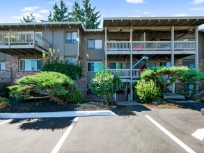 Building Photo - 4050 West LK Sammamish Pkwy NE