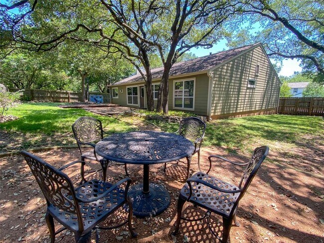 Building Photo - 11404 Murcia Dr