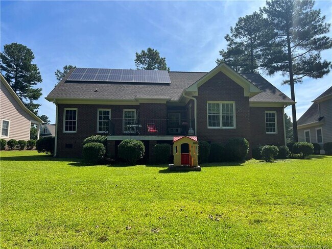 Building Photo - 144 Blue Pine Dr