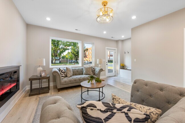 Foto del edificio - 5901 W Erie St