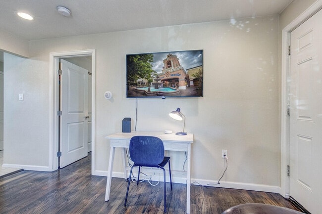 Foto del edificio - 1363 Pierce St