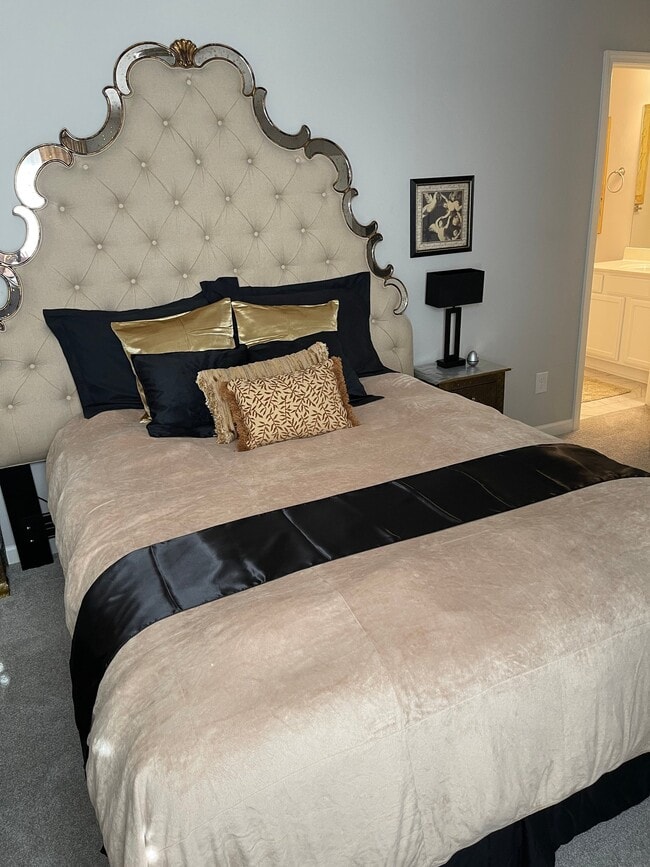 Building Photo - 000 Moccasin Trl