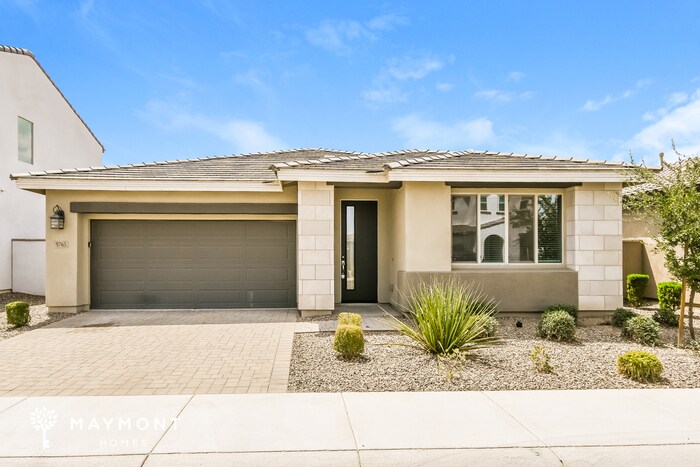 Foto principal - 9765 E Solstice Ave