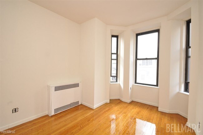 Building Photo - 111 Madison Ave