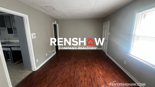 Building Photo - 1606 Ozan St