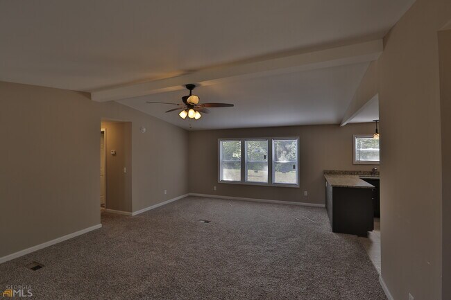 Building Photo - 1001 Blue Springs Ct