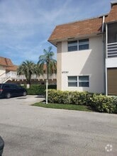 Building Photo - 10330 N Military Trl