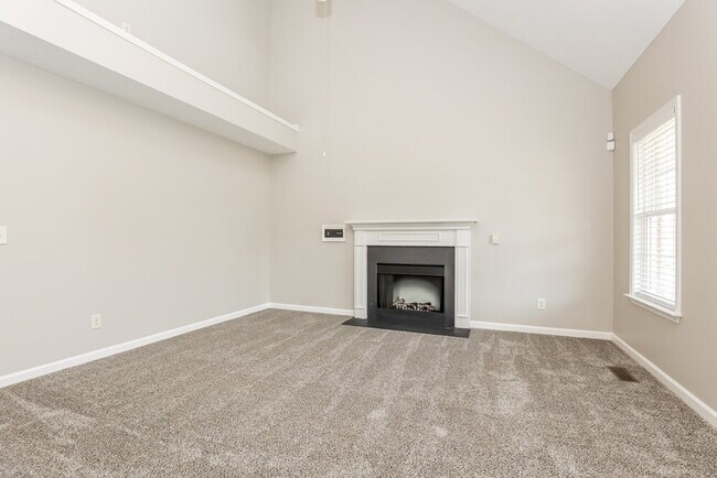 Building Photo - 5101 Mountain Breeze Ct