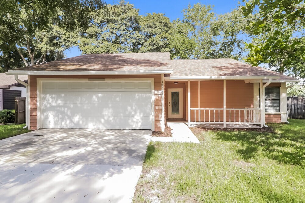 Foto principal - 18314 Swan Lake Dr