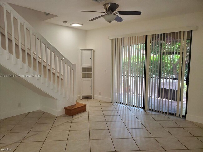 Foto del edificio - 2 br, 1.5 bath House - 3812 Tree Top Dr