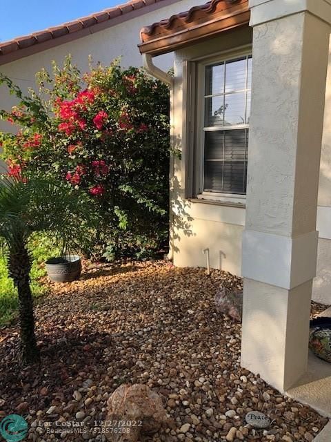 Building Photo - 23469 Water Cir