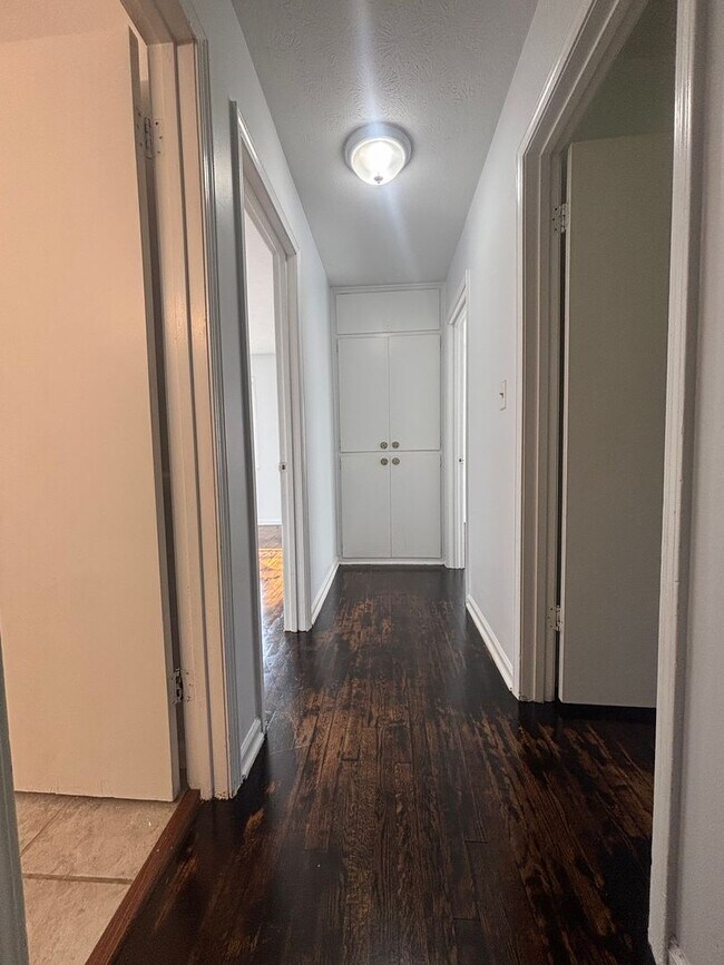 Foto del edificio - Beautiful 3 bedroom 1 bath house!