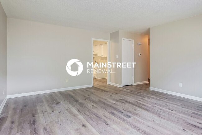 Building Photo - 3 Bedroom Pet-Friendly Home in Durham, NC with Main Street Renewal