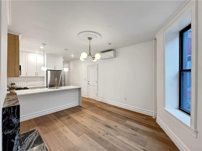 Building Photo - 249 11th St