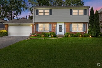 Building Photo - 2011 Brentwood Rd