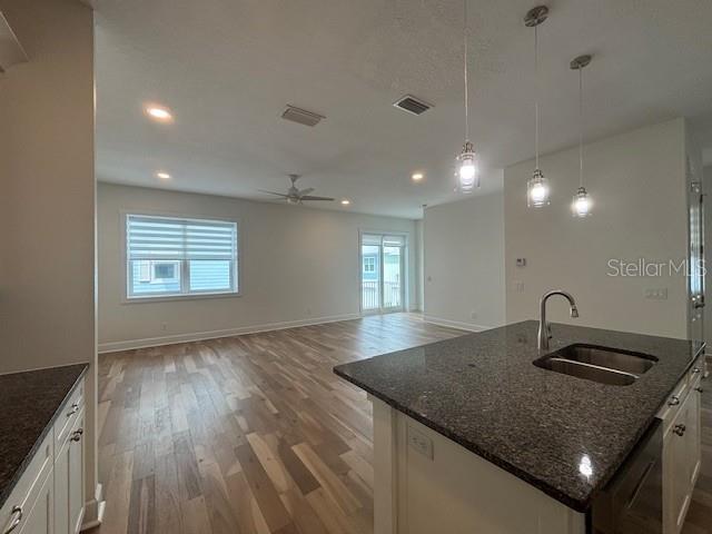 Foto del edificio - 821 Oak Bend Ln