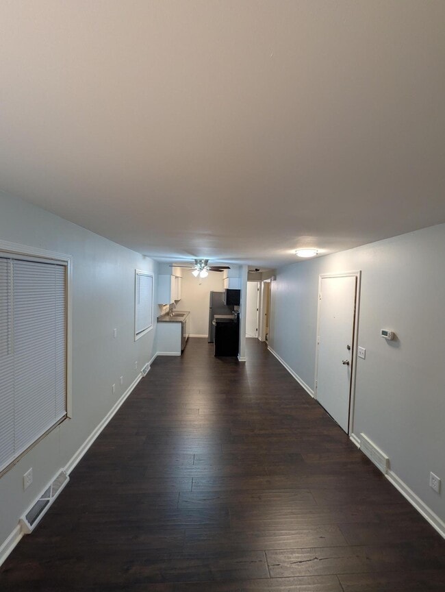 Building Photo - 201 N 67th St
