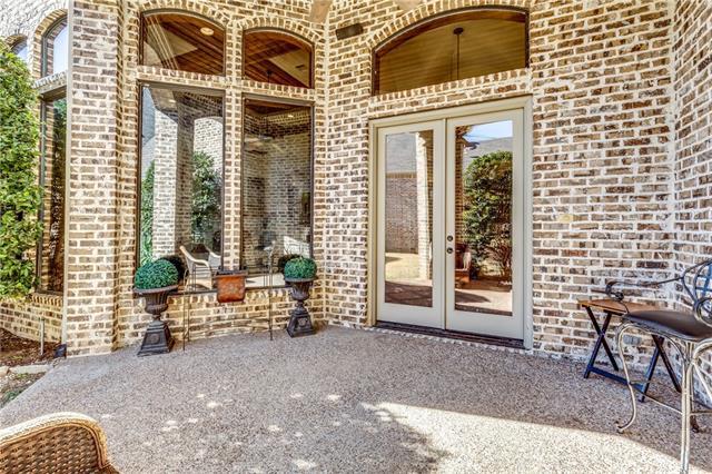 Foto del edificio - 4927 Oak Knoll Ln