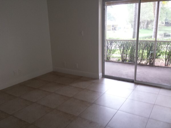 Foto del edificio - 5760 Rock Island Rd
