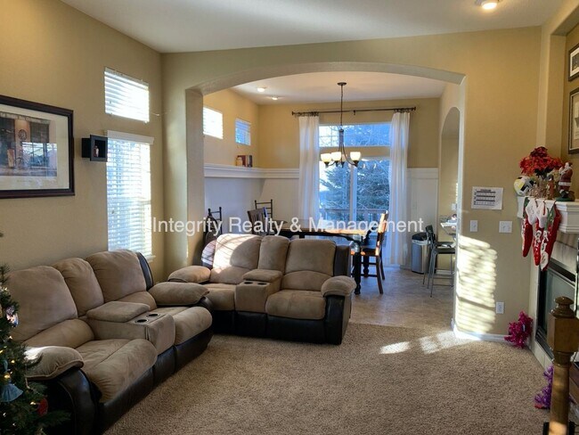 Foto del edificio - 3025 Redhaven Way