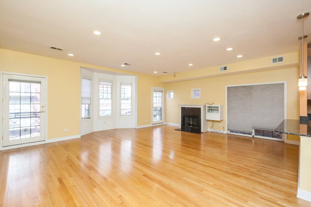 Foto principal - 811 W Superior St