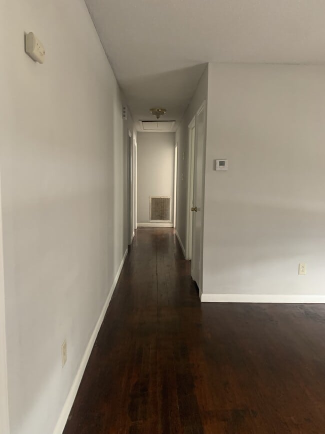 Foto del edificio - 1901 Ashcraft Ave