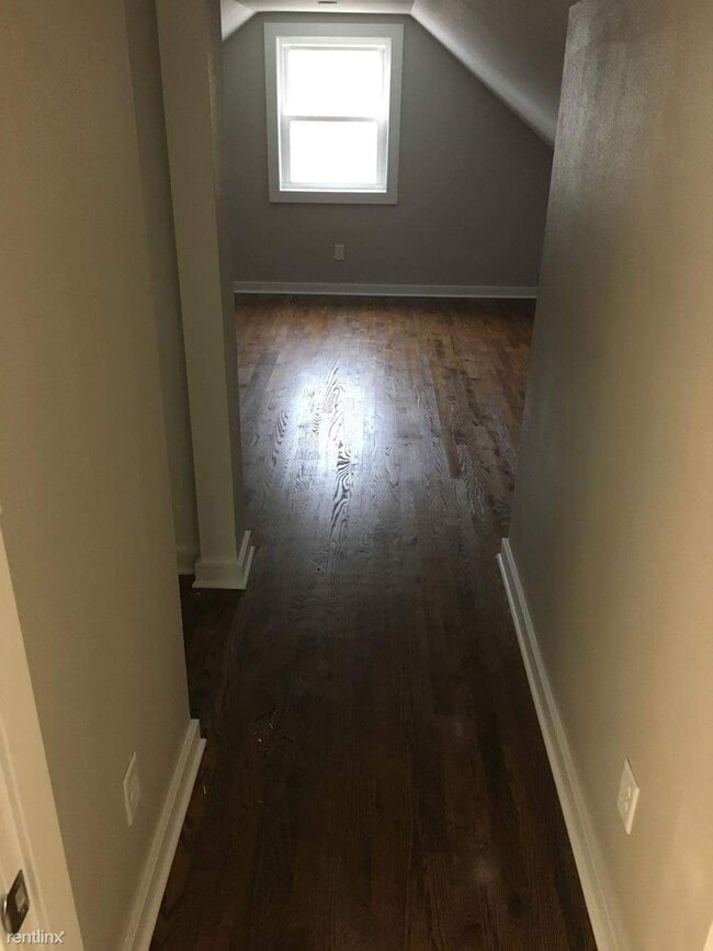 Building Photo - 3 br, 2 bath House - 2946 S Kinnickinnic