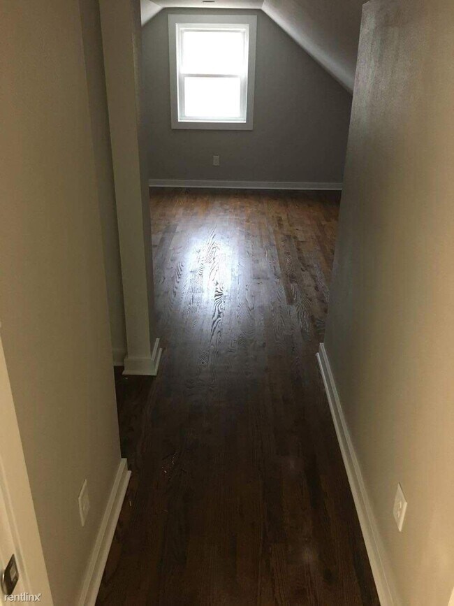 Foto del edificio - 3 br, 2 bath House - 2946 S Kinnickinnic