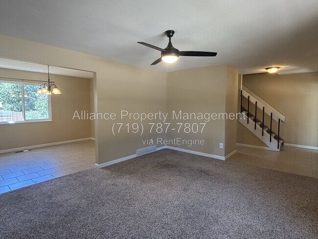 Foto del edificio - 3823 Windsong Ct