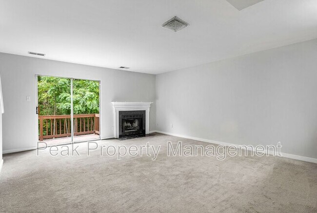 Building Photo - 12011 Shore View Dr