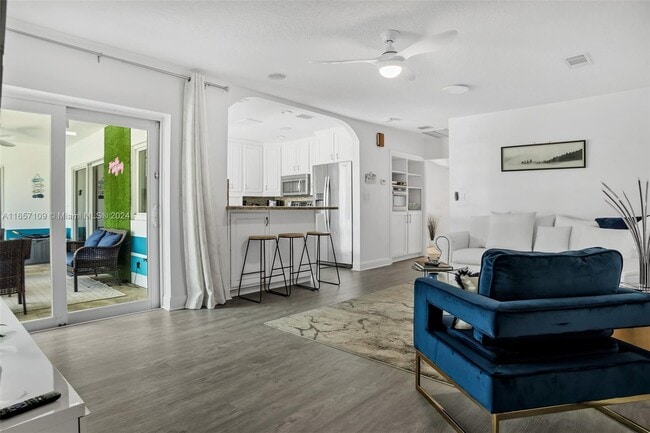 Foto del edificio - 5220 NE 26th Ave