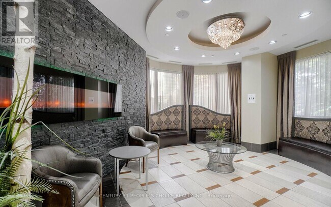 Photo du bâtiment - 310-310 Burnhamthorpe Rd W