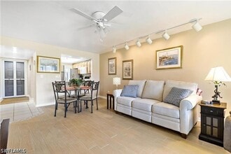 Building Photo - 8445 Charter Club Cir