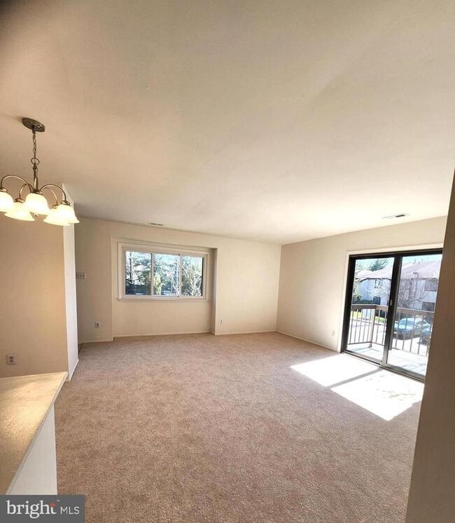 Foto del edificio - 103 Lucas Ln