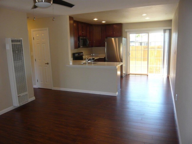 Foto del edificio - 37152 Walnut St