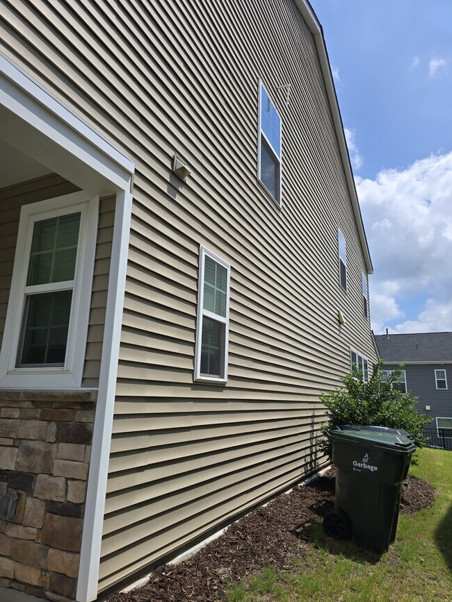 Building Photo - 6318 Arpeggio Pl