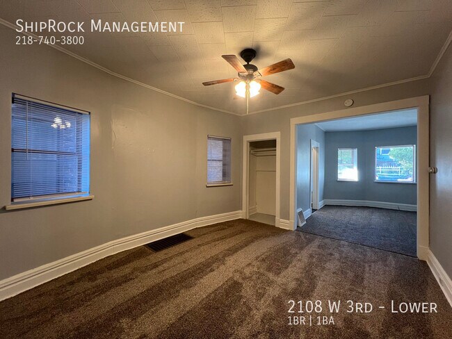 Foto del edificio - 2108 W 3rd-Lower