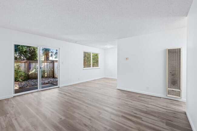Foto del edificio - 802-816 Lincoln Avenue