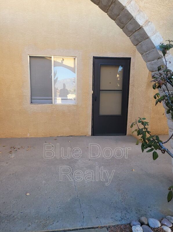 Foto del edificio - 1343 Rio Rancho Blvd SE