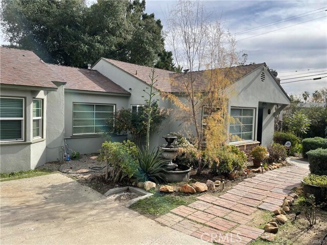 Foto del edificio - 10 N Mountain Trail