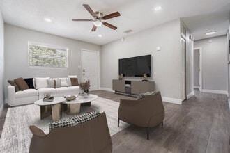 Building Photo - 7018 Sarvis St