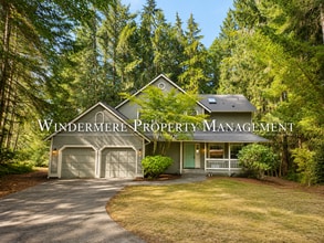 Building Photo - 10773 Jetty Pl NW