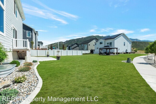 Building Photo - 5 br, 3.5 bath House - 14703 S Snow Leopar...