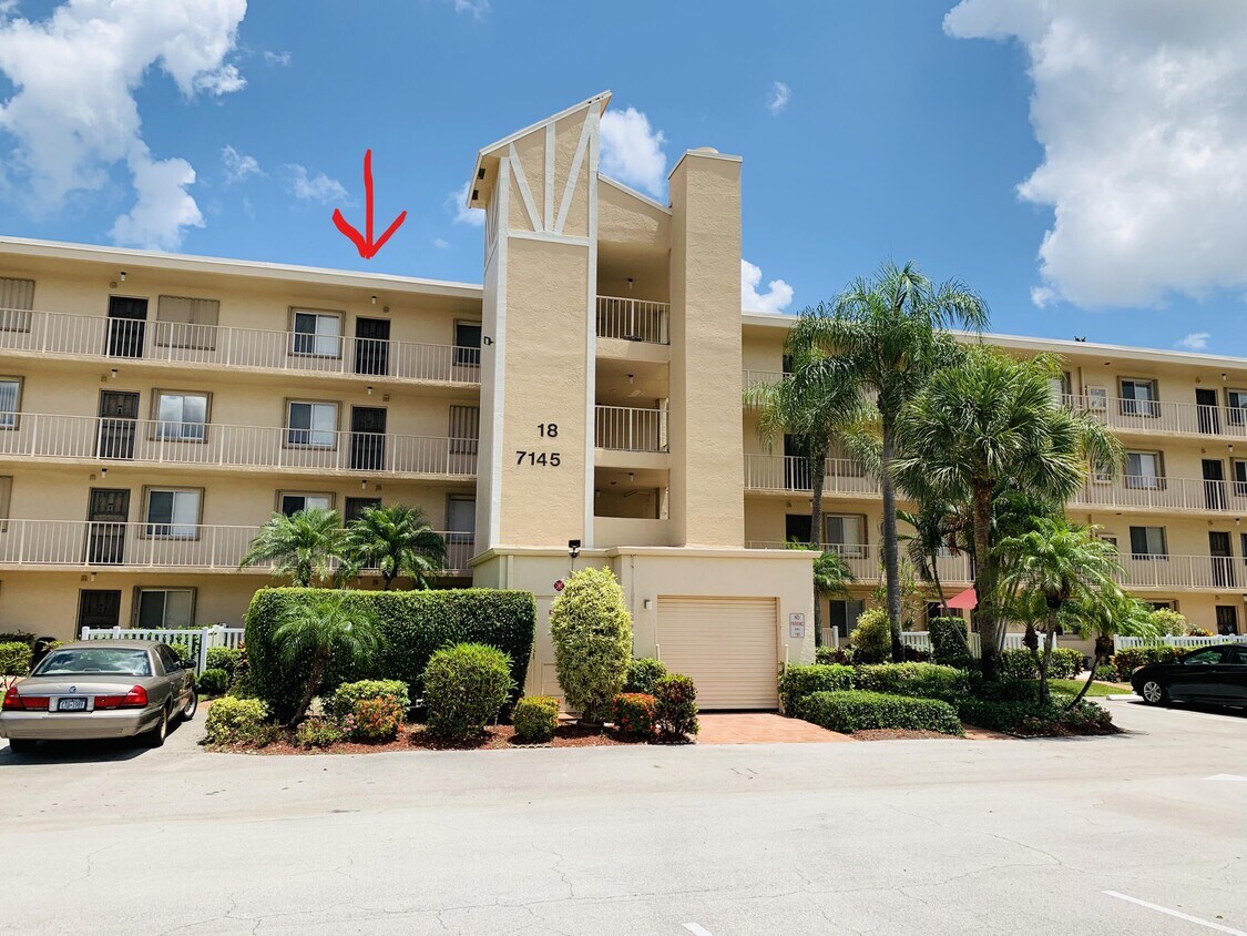 7145 Huntington Ln Unit 404, Delray Beach, FL 33446 Condo for Rent in