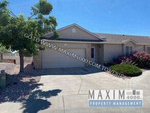 Building Photo - 2499 Interlochen Ct