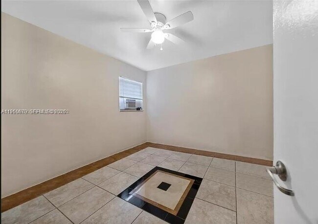 Foto del edificio - 1500 NW 69th Ter