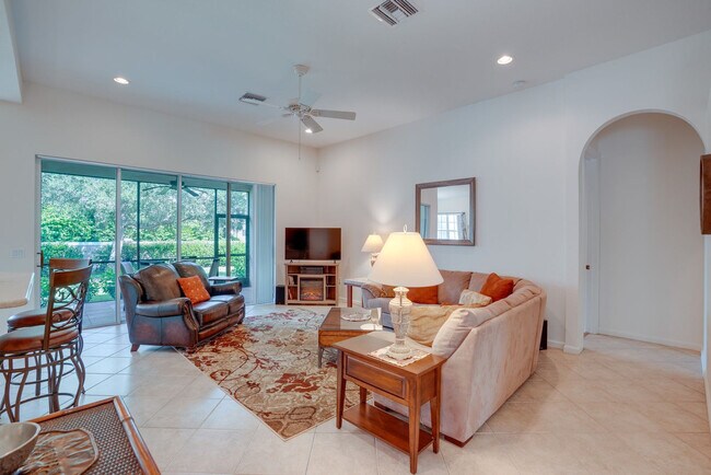 Foto del edificio - 5557 Whispering Willow Way